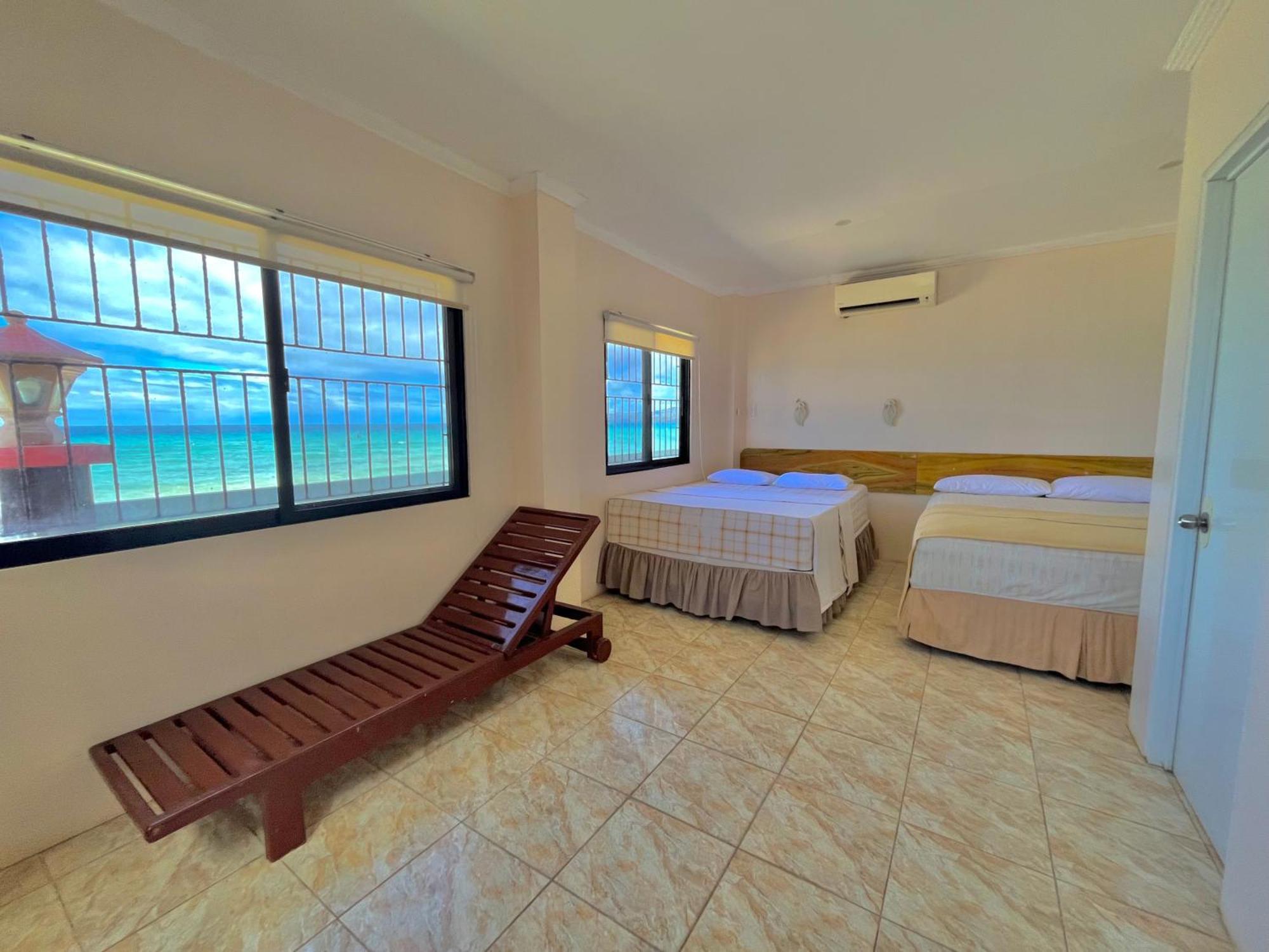 Casaroyal Beachfront Siquijor Buitenkant foto